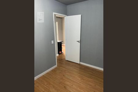Quarto de apartamento à venda com 2 quartos, 44m² em Padroeira, Osasco