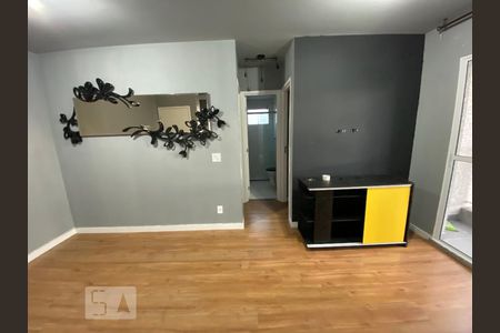 Sala de apartamento à venda com 2 quartos, 44m² em Padroeira, Osasco