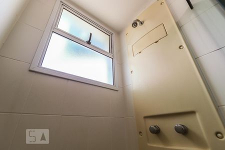 Apartamento para alugar com 77m², 2 quartos e 1 vaga
