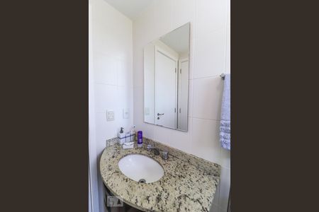 Apartamento para alugar com 77m², 2 quartos e 1 vaga