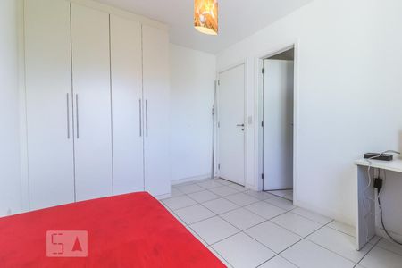 Apartamento para alugar com 77m², 2 quartos e 1 vaga