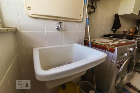 Apartamento para alugar com 77m², 2 quartos e 1 vaga