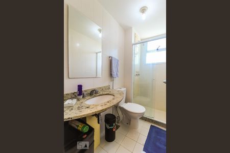 Apartamento para alugar com 77m², 2 quartos e 1 vaga