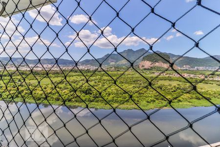 Apartamento para alugar com 77m², 2 quartos e 1 vaga