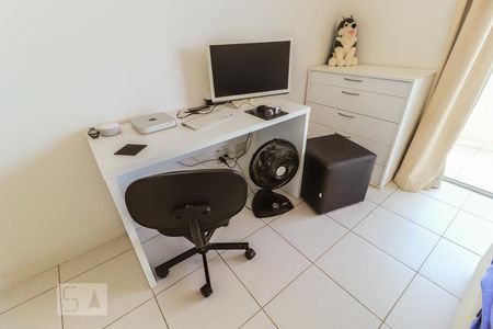 Apartamento para alugar com 77m², 2 quartos e 1 vaga