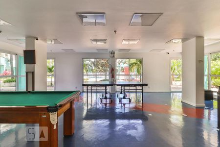 Apartamento para alugar com 77m², 2 quartos e 1 vaga