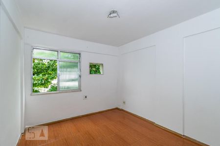 Quarto 2 de apartamento à venda com 2 quartos, 45m² em Irajá, Rio de Janeiro