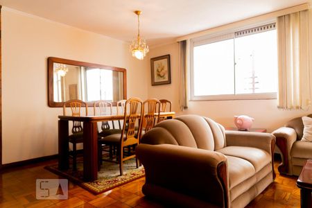 Sala de apartamento para alugar com 2 quartos, 121m² em Aclimação, São Paulo