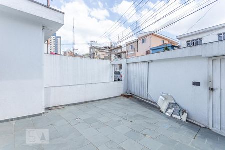 Casa à venda com 420m², 3 quartos e 8 vagasQuintal Entrada