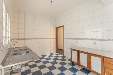 Casa à venda com 420m², 3 quartos e 8 vagasCozinha