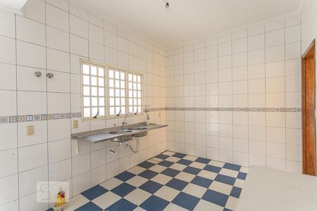 Casa à venda com 420m², 3 quartos e 8 vagasCozinha