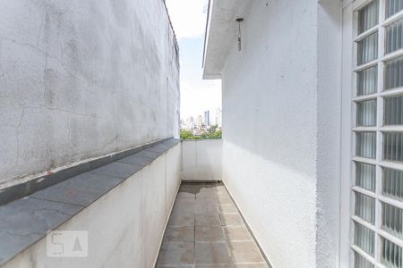 Casa à venda com 420m², 3 quartos e 8 vagasVaranda Quarto 2