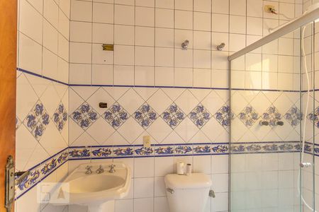 Casa à venda com 420m², 3 quartos e 8 vagasBanheiro Social