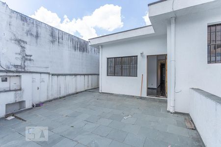Casa à venda com 420m², 3 quartos e 8 vagasQuintal Entrada