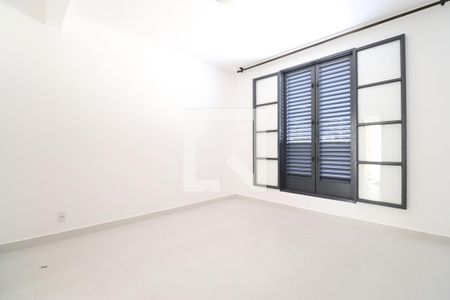 Quarto 1 de casa para alugar com 2 quartos, 138m² em Água Branca, São Paulo