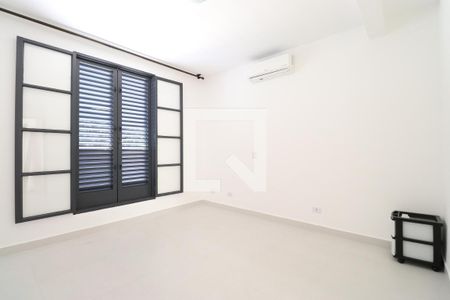 Quarto 1 de casa para alugar com 2 quartos, 138m² em Água Branca, São Paulo
