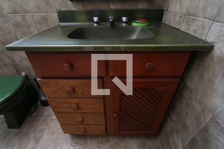 Casa para alugar com 138m², 2 quartos e 2 vagasDetalhe do banheiro