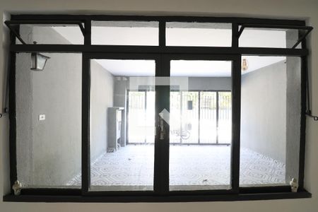 Detalhe Sala de casa para alugar com 2 quartos, 138m² em Água Branca, São Paulo