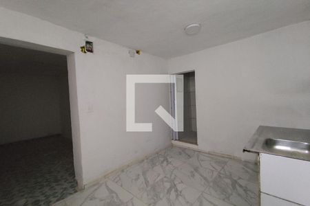 Sala/Cozinha de casa para alugar com 1 quarto, 38m² em Vila Buenos Aires, São Paulo