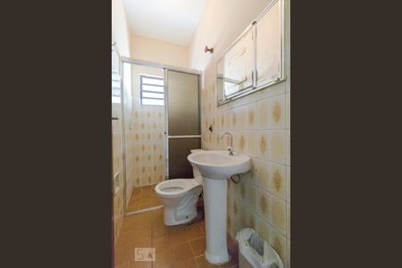 Banheiro de casa para alugar com 1 quarto, 50m² em Vila Santa Isabel, Campinas