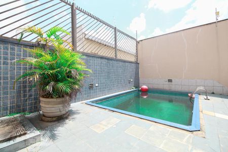 Casa à venda com 300m², 5 quartos e 4 vagasPiscina