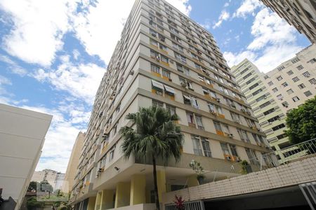 Apartamento à venda com 52m², 2 quartos e 1 vaga Apartamento à venda com 52m², 2 quartos e 1 vagaFachada do bloco 2