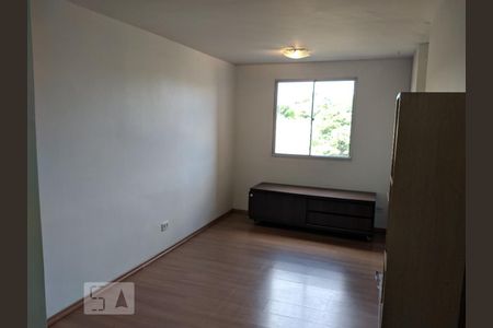 Sala de apartamento para alugar com 2 quartos, 45m² em Capão Raso, Curitiba