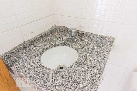 Casa à venda com 180m², 3 quartos e 4 vagasBanheiro Suite 1