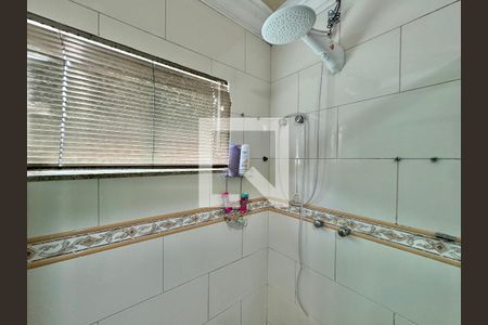 Casa de condomínio à venda com 296m², 4 quartos e 3 vagas Casa de condomínio à venda com 296m², 4 quartos e 3 vagasSuíte 1 Master - Banheiro