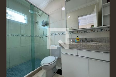 Casa de condomínio à venda com 296m², 4 quartos e 3 vagas Casa de condomínio à venda com 296m², 4 quartos e 3 vagasSuíte 4 - Banheiro