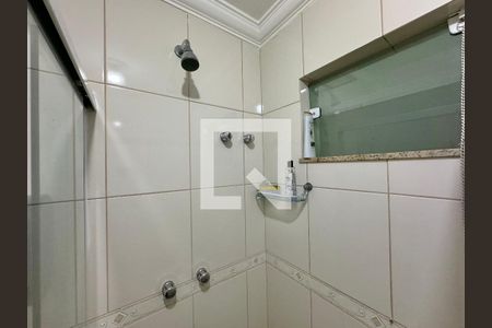 Casa de condomínio à venda com 296m², 4 quartos e 3 vagas Casa de condomínio à venda com 296m², 4 quartos e 3 vagasSuíte 2 - Banheiro