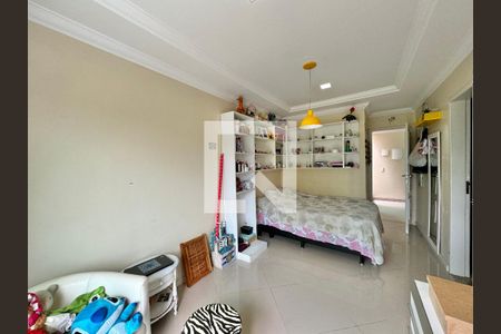 Casa de condomínio à venda com 296m², 4 quartos e 3 vagas Casa de condomínio à venda com 296m², 4 quartos e 3 vagasSuíte 3