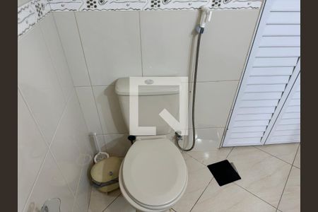 Casa de condomínio à venda com 296m², 4 quartos e 3 vagas Casa de condomínio à venda com 296m², 4 quartos e 3 vagasSuíte 4 - Banheiro