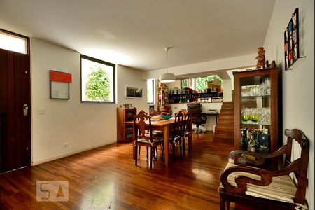 Casa à venda com 250m², 3 quartos e 2 vagasSala de Jantar