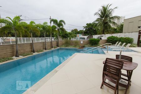 Studio à venda com 20m², 1 quarto e 1 vaga Studio à venda com 20m², 1 quarto e 1 vagaPiscina