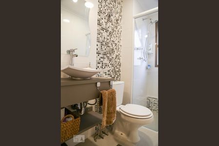 Apartamento à venda com 104m², 3 quartos e 2 vagas Apartamento à venda com 104m², 3 quartos e 2 vagasBanheiro 1