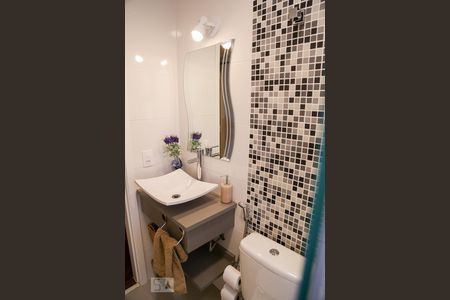 Apartamento à venda com 104m², 3 quartos e 2 vagas Apartamento à venda com 104m², 3 quartos e 2 vagasBanheiro 1