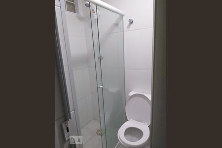 Studio à venda com 37m², 1 quarto e sem vaga Studio à venda com 37m², 1 quarto e sem vagaBanheiro
