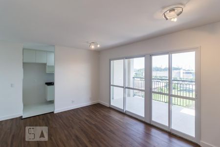 Sala de apartamento para alugar com 2 quartos, 76m² em Vila Anastácio, São Paulo