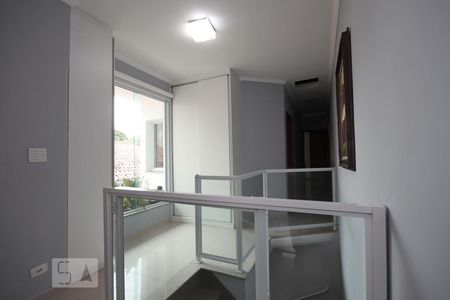 Casa à venda com 160m², 3 quartos e 2 vagasCorredor