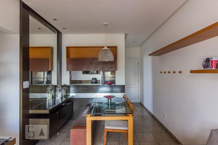 Sala de apartamento à venda com 2 quartos, 83m² em Cidade Jardim, Belo Horizonte