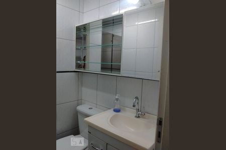 Banheiro de apartamento para alugar com 2 quartos, 50m² em Lauzane Paulista, São Paulo