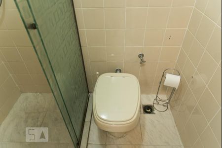 Apartamento à venda com 68m², 3 quartos e 2 vagas Apartamento à venda com 68m², 3 quartos e 2 vagasBanheiro