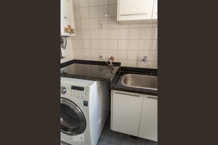 Apartamento à venda com 68m², 3 quartos e 2 vagas Apartamento à venda com 68m², 3 quartos e 2 vagasÁrea de Serviço