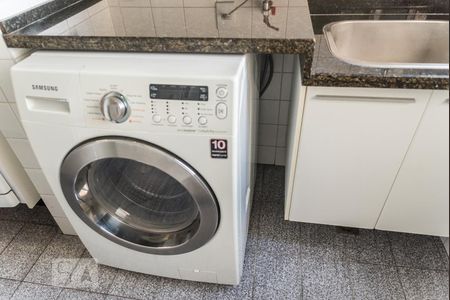 Apartamento à venda com 68m², 3 quartos e 2 vagas Apartamento à venda com 68m², 3 quartos e 2 vagasÁrea de Serviço