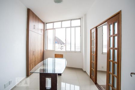 Apartamento à venda com 120m², 3 quartos e 1 vaga Apartamento à venda com 120m², 3 quartos e 1 vagaQuarto3