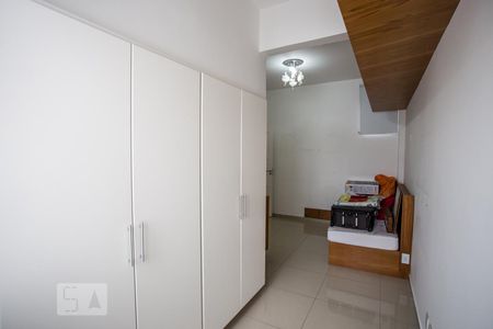 Apartamento à venda com 120m², 3 quartos e 1 vaga Apartamento à venda com 120m², 3 quartos e 1 vagaQuarto 2