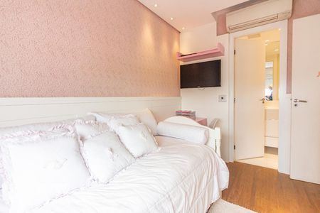 Apartamento à venda com 100m², 3 quartos e 2 vagas Apartamento à venda com 100m², 3 quartos e 2 vagasSuite 1