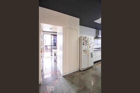 Apartamento à venda com 500m², 4 quartos e 6 vagasCozinha