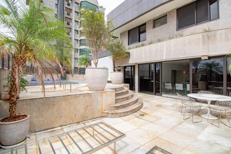 Apartamento à venda com 500m², 4 quartos e 6 vagasÁrea Externa